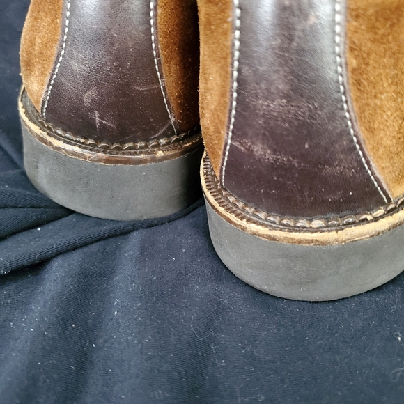 Hand made suede shoe - Picture 3 of 4